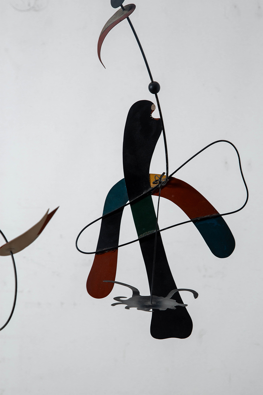 Mobile,モビール,Joan Miró,ジョアン・ミロ,Alexander Calder,アレクサンダー・カルダー,America,清澄白河,Antique,Vintage,Interior Design,stoop,topso,アンティーク,ビンテージ,ヴィンテージ,家具,雑貨,インテリア,店舗什器,設計,インテリアデザイン,内装,什器,店舗設計,ギャラリー,デザイナーズ家具,ショールーム