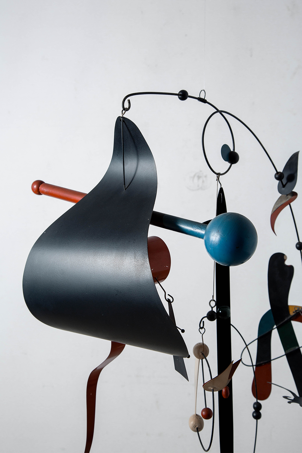 Mobile,モビール,Joan Miró,ジョアン・ミロ,Alexander Calder,アレクサンダー・カルダー,America,清澄白河,Antique,Vintage,Interior Design,stoop,topso,アンティーク,ビンテージ,ヴィンテージ,家具,雑貨,インテリア,店舗什器,設計,インテリアデザイン,内装,什器,店舗設計,ギャラリー,デザイナーズ家具,ショールーム