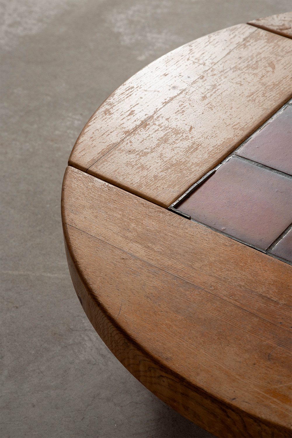Coffee Table in Wood and Tile