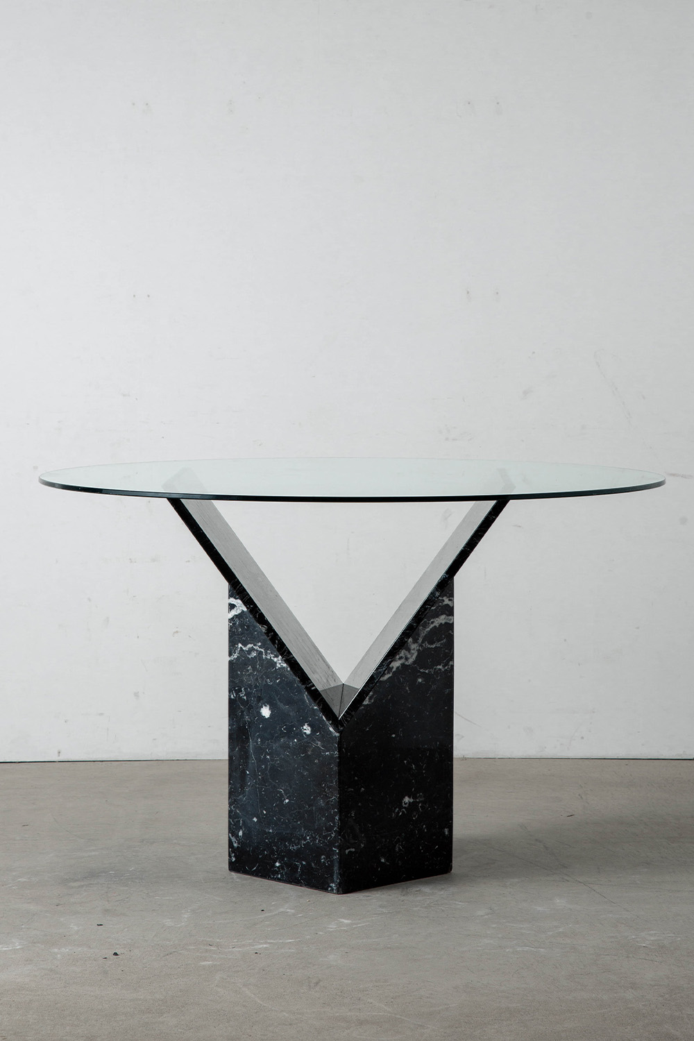 Y-Leg Dining Table in Glass and Marble