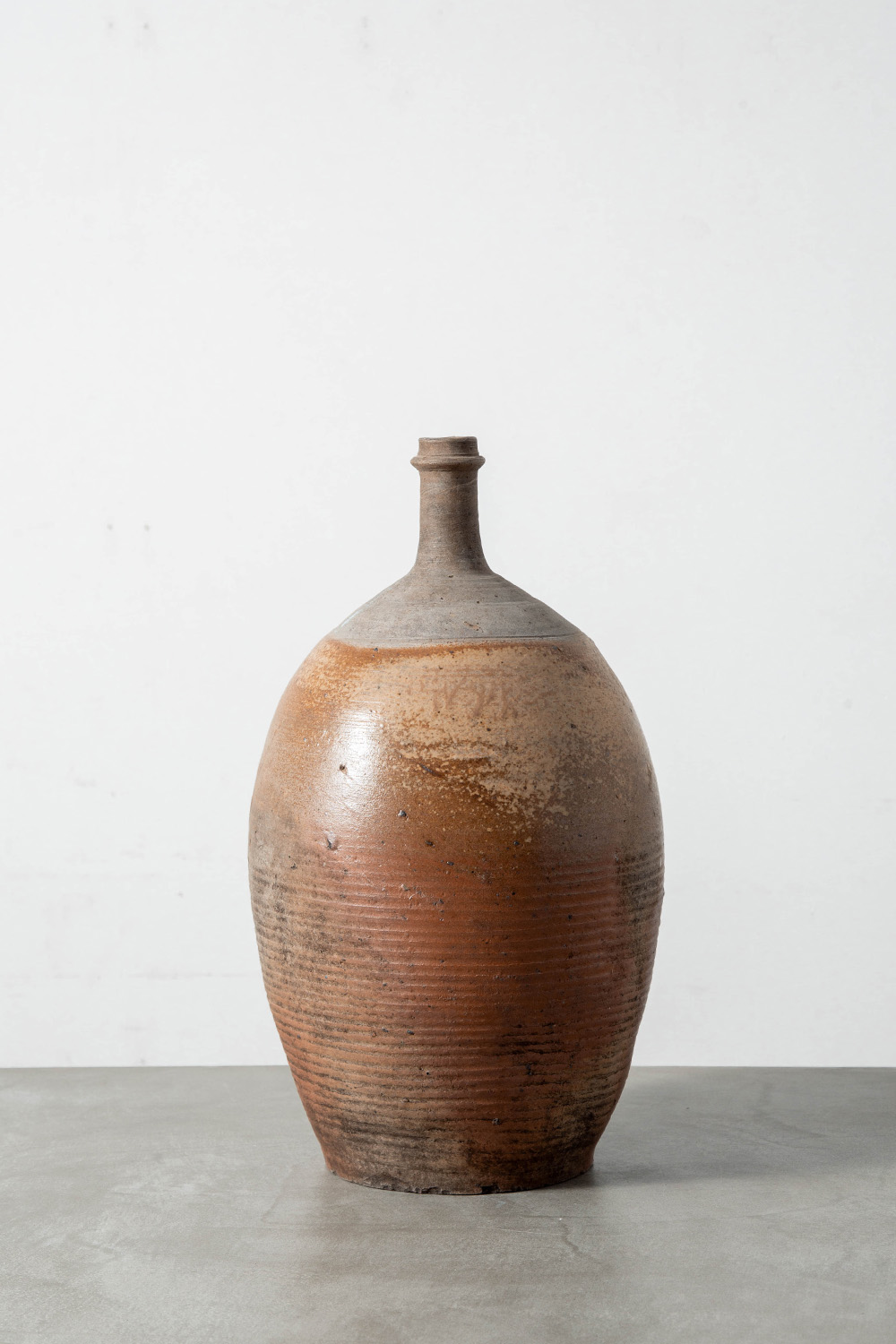 Flower Vase in Ceramic