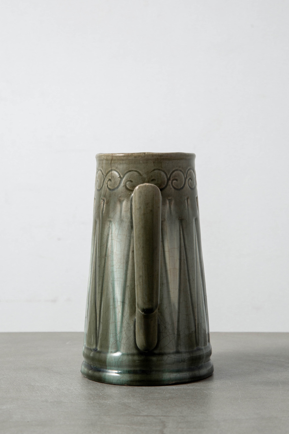 Pitcher in Ceramic