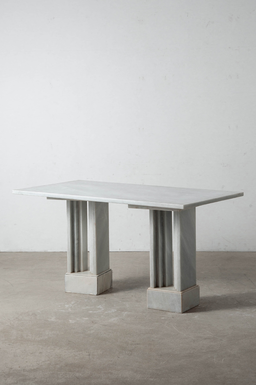 Dining Table in Marble
