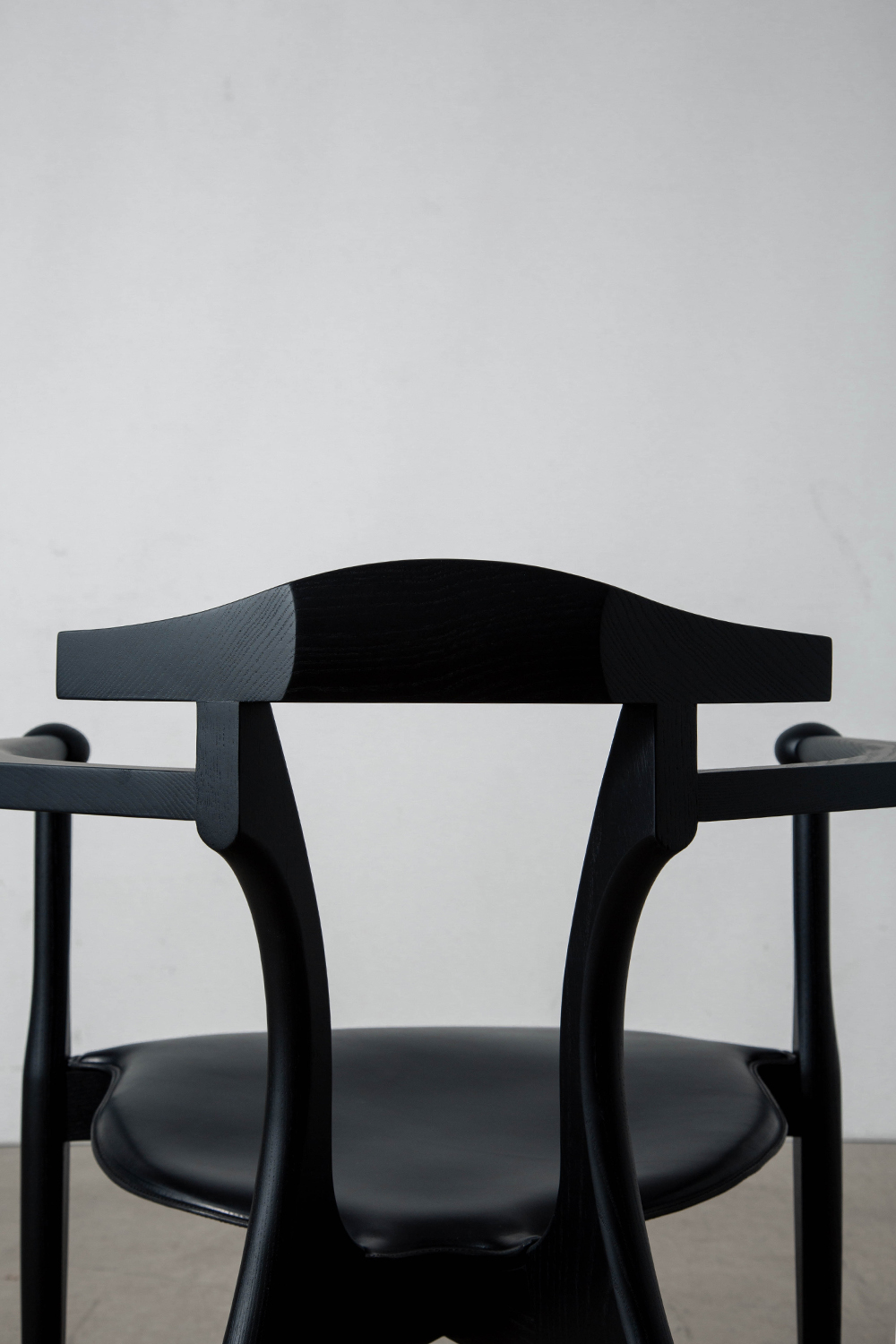 Gaulino Easy Chair by Oscar Tusquets Chair for BD Barcelona in Ash and Black