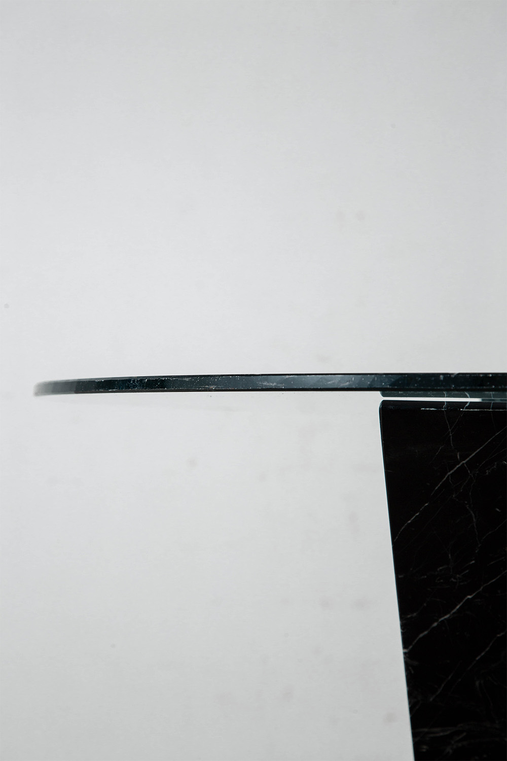 Y-Leg Dining Table in Glass and Marble