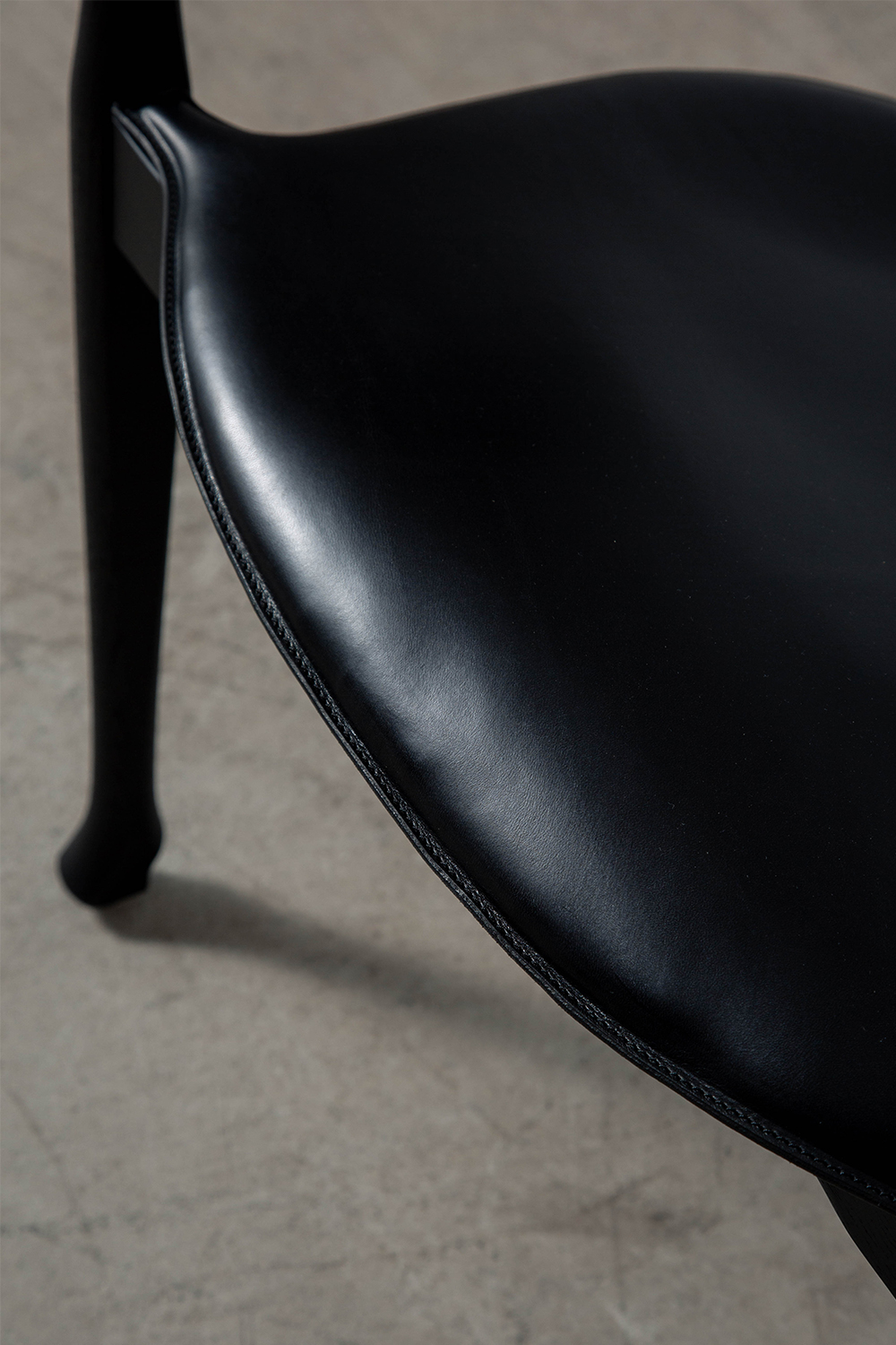 Gaulino Easy Chair by Oscar Tusquets Chair for BD Barcelona in Ash and Black