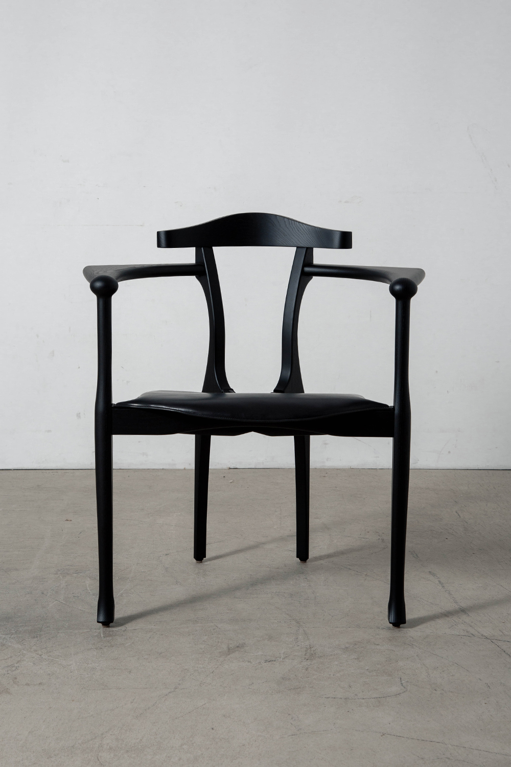 Gaulino Easy Chair by Oscar Tusquets Chair for BD Barcelona in Ash and Black