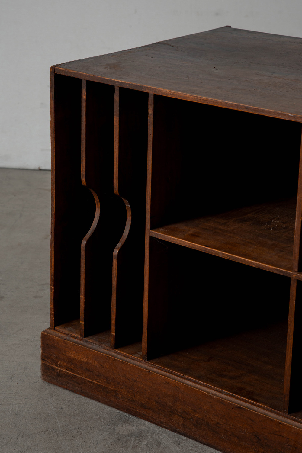Shelf in Wood