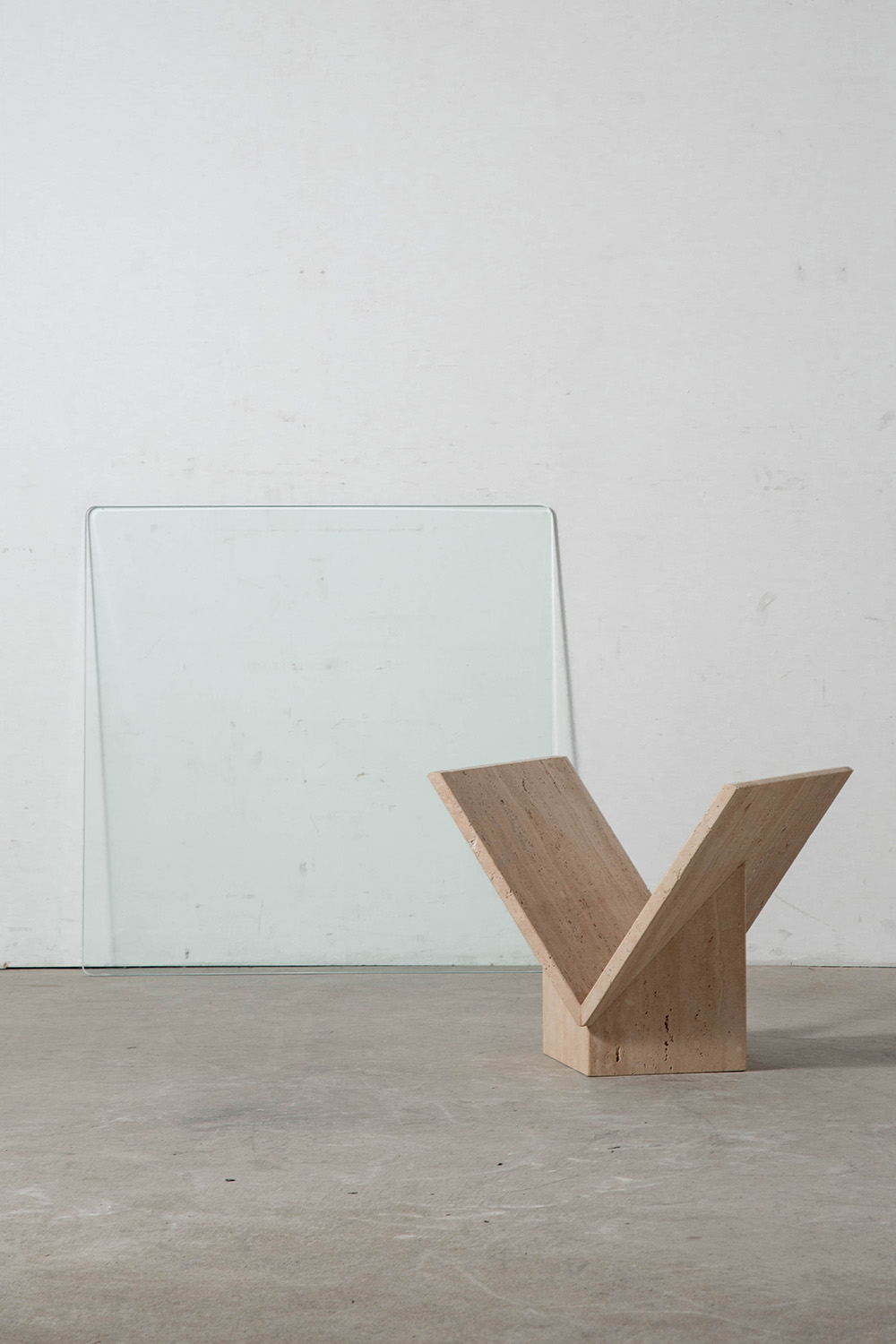 Coffee Table in Glass and Travertine
