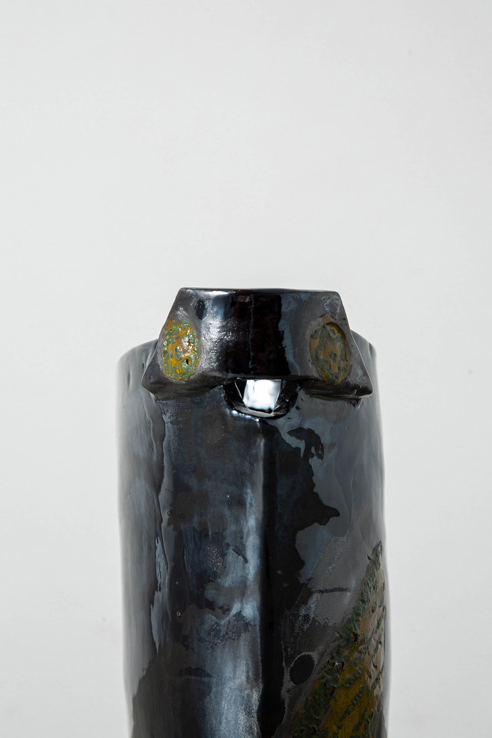 Pitcher in Ceramic