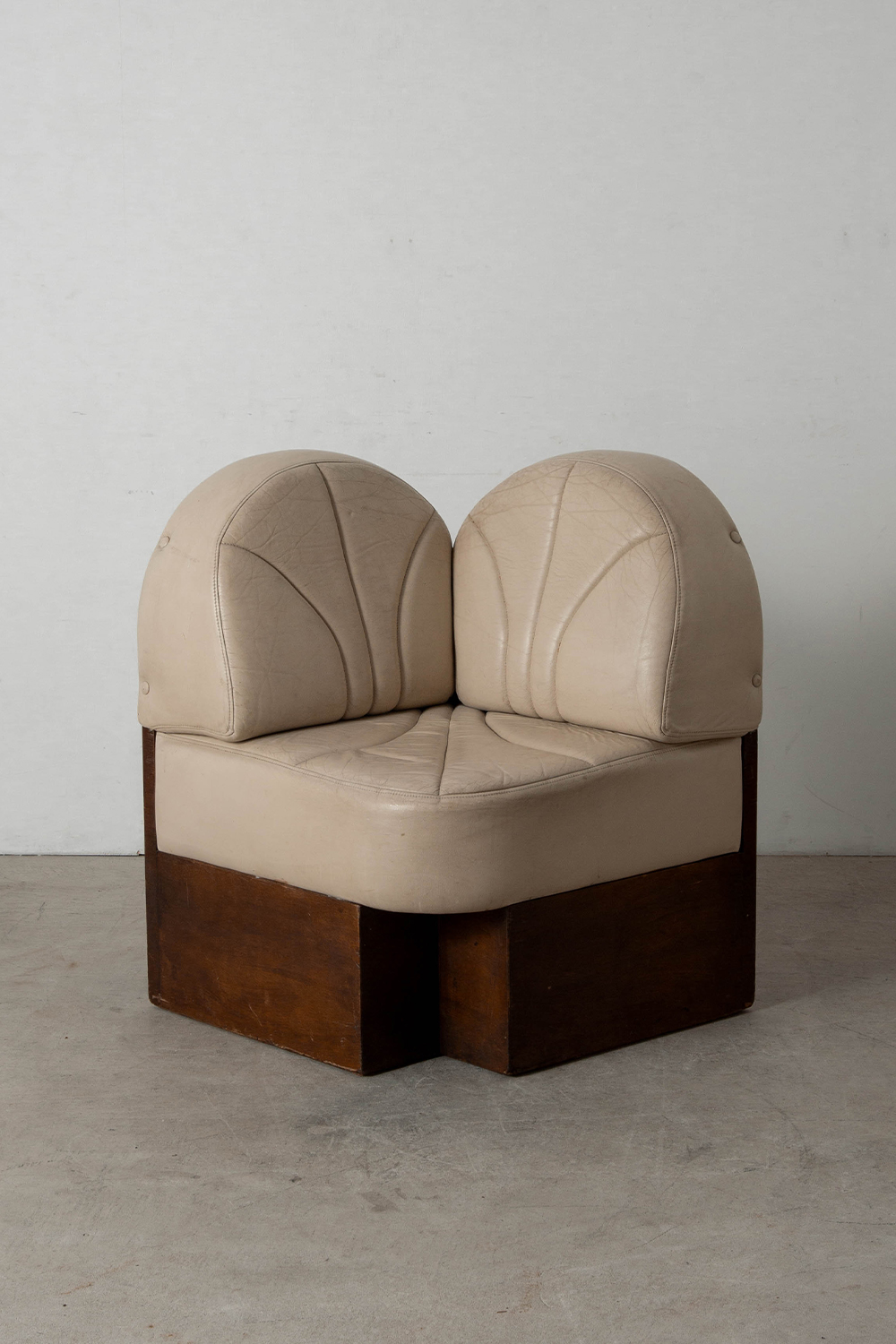 Sofa Set in Cow Leather and Wood
