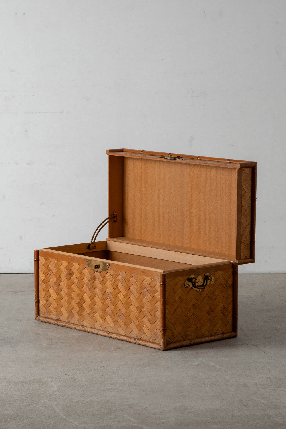 Trank in Rattan and Bamboo