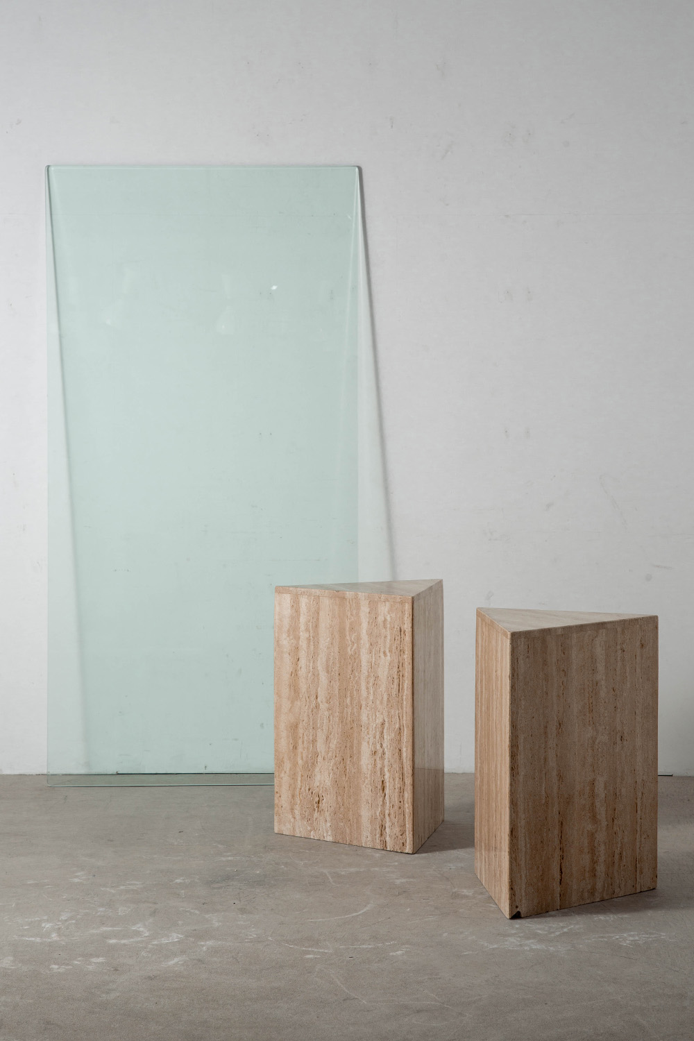 Dining Table in Glass and Travertine