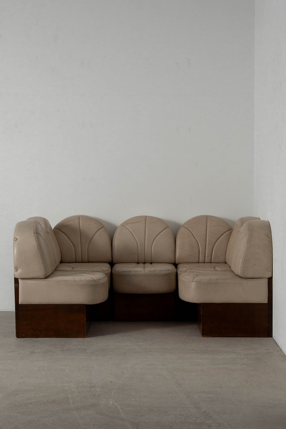 Sofa Set in Cow Leather and Wood
