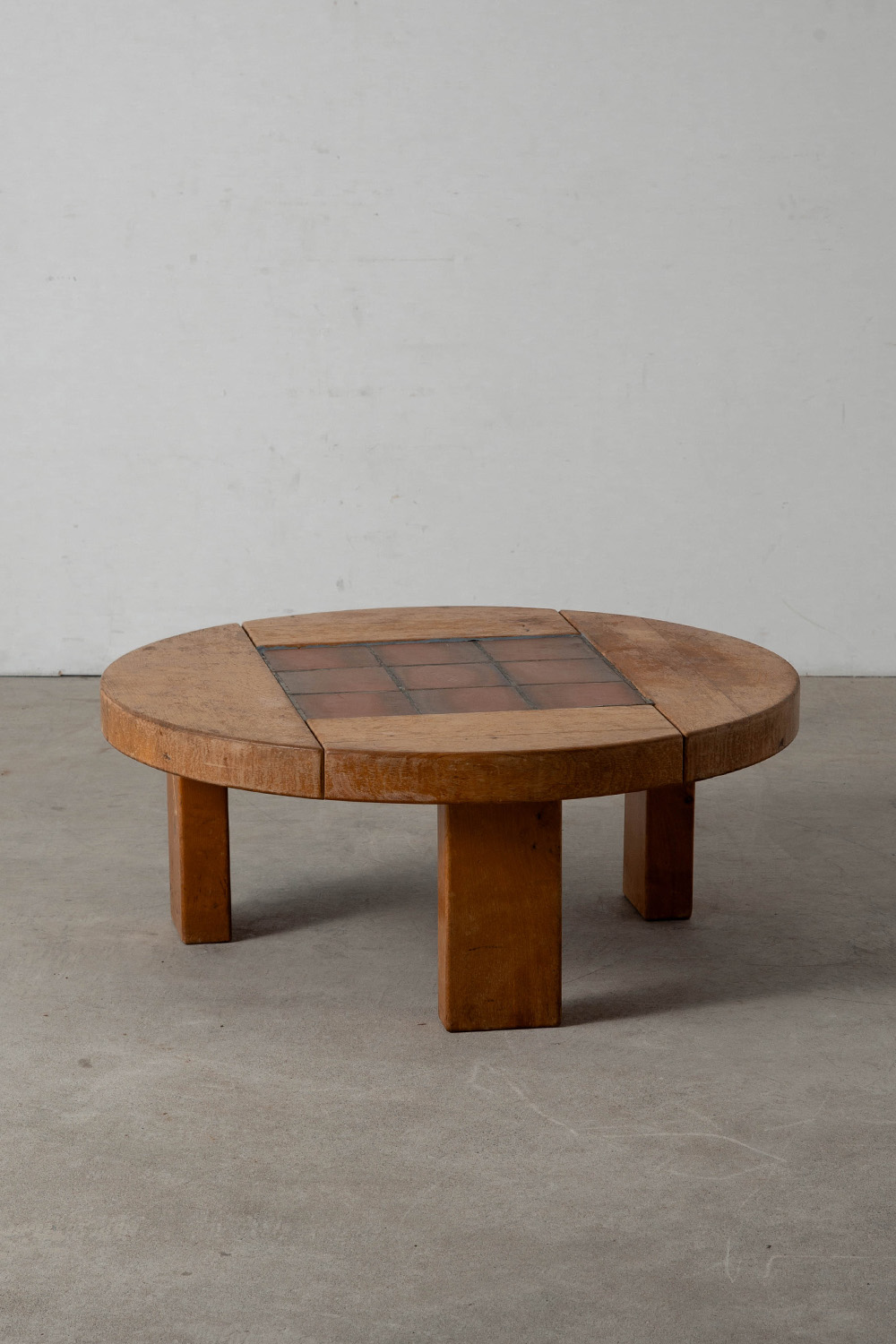 Coffee Table in Wood and Tile