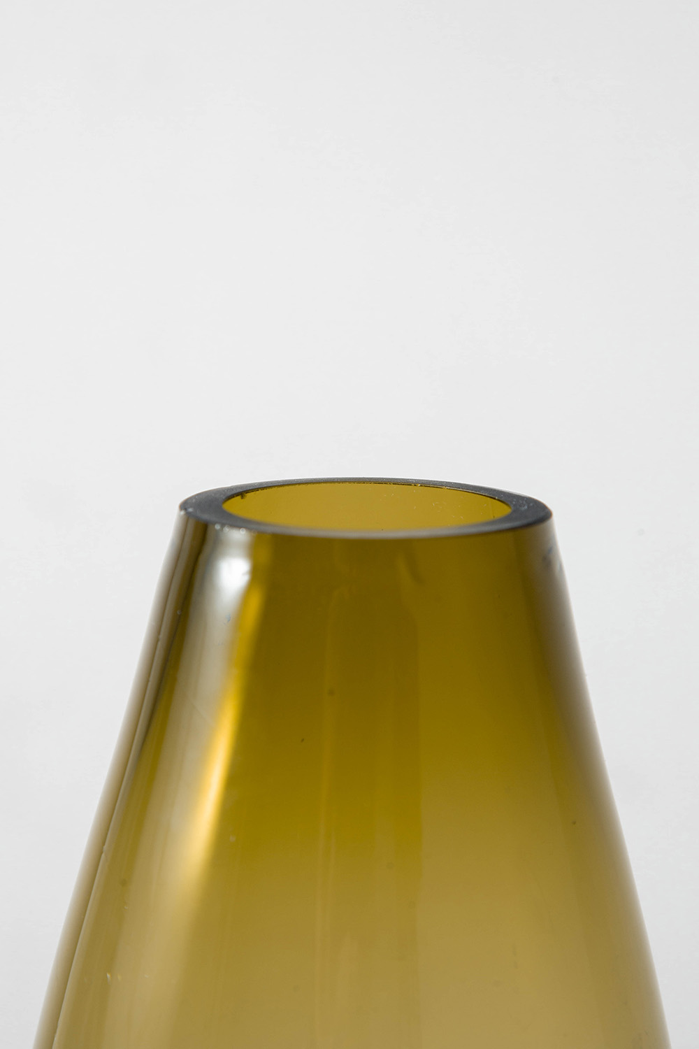 Flower Vase in Glass