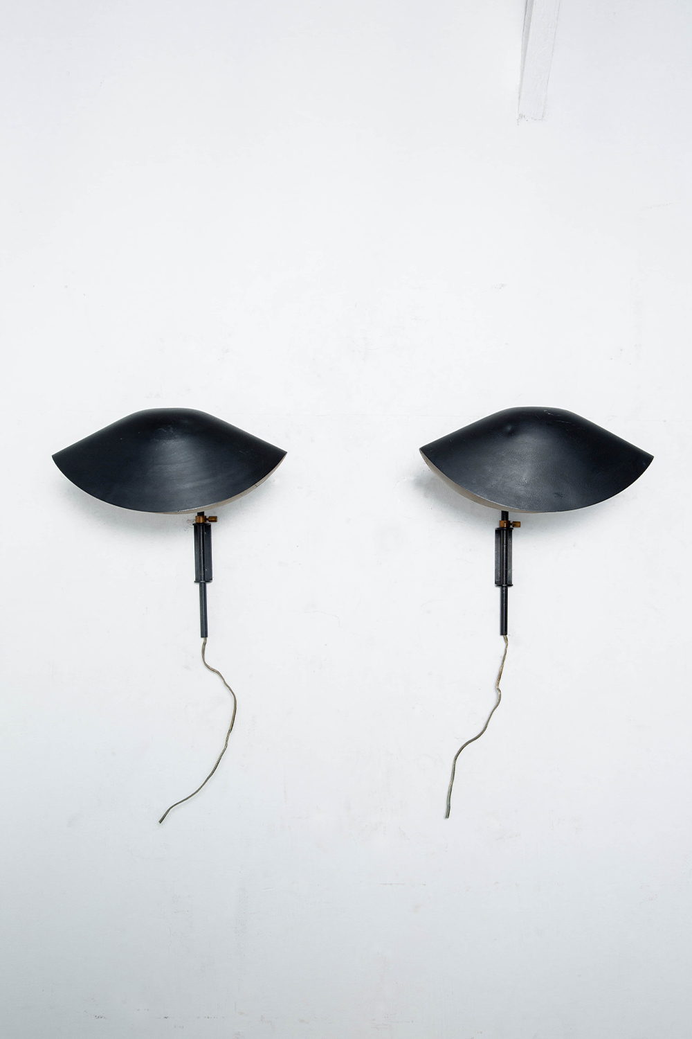 Antony Wall Lamp by Serge Mouille for Les Ateliers Serge Mouille in Steel and Aluminum
