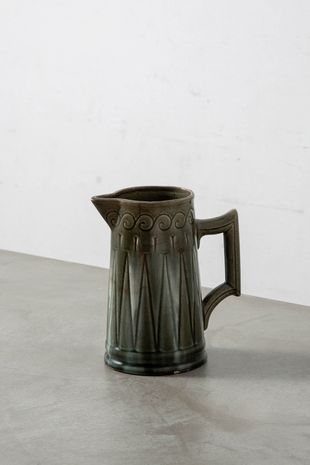 Pitcher in Ceramic