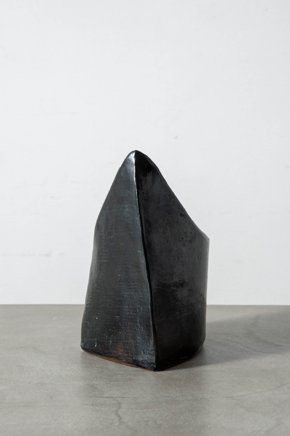 Flower Vase in Ceramic