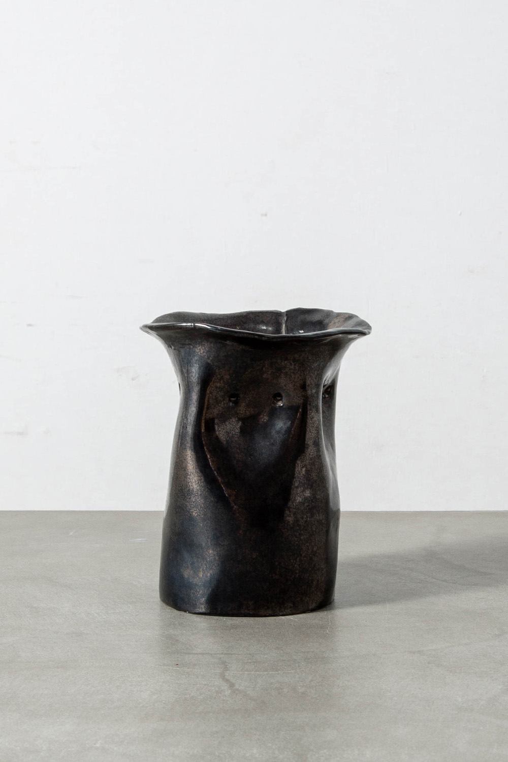 Flower Vare in Ceramic