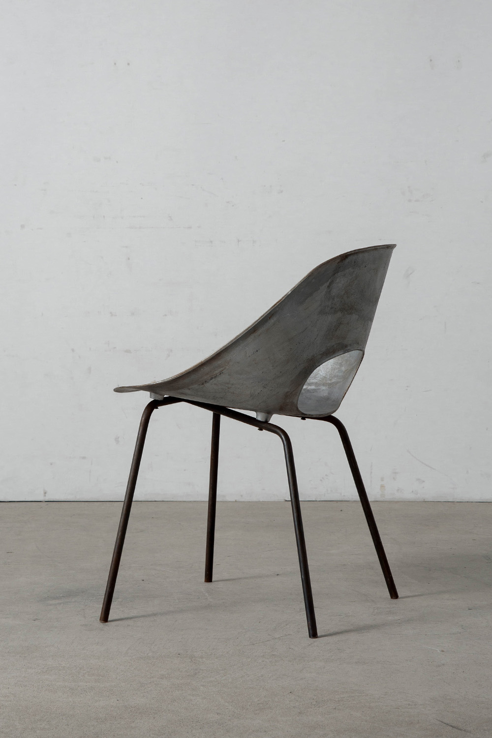 Tulip Chair by Pierre Guariche for Steiner in Aluminium and Steel