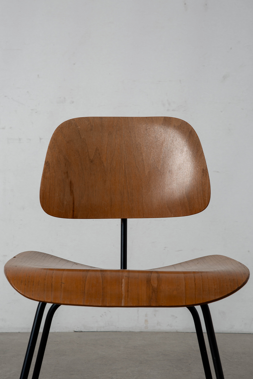 DCM Chair by Charles & Ray Eames for Herman Miller in Plywood and Metal
