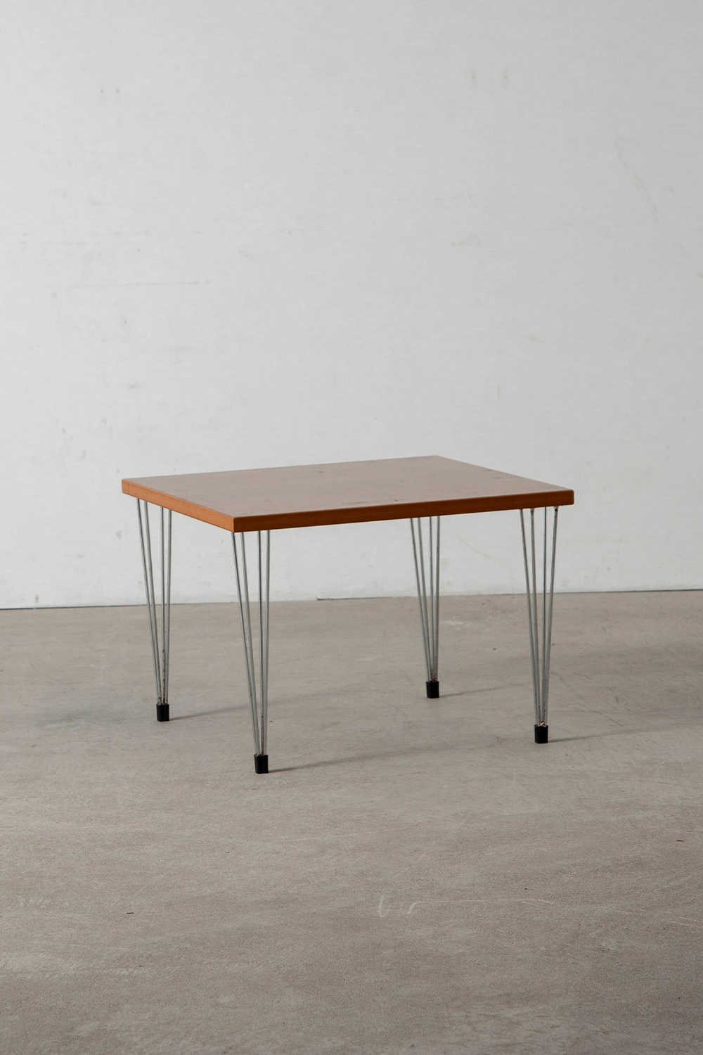 Coffee Table for Pin Age in Wood and Steel