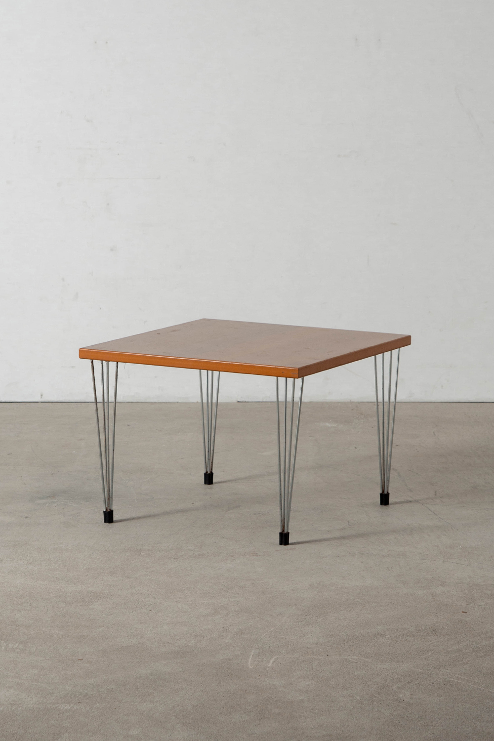 Coffee Table for Pin Age in Wood and Steel