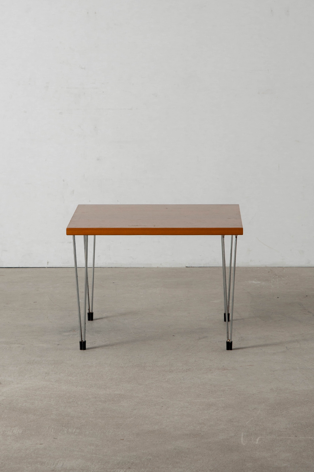 Coffee Table for Pin Age in Wood and Steel