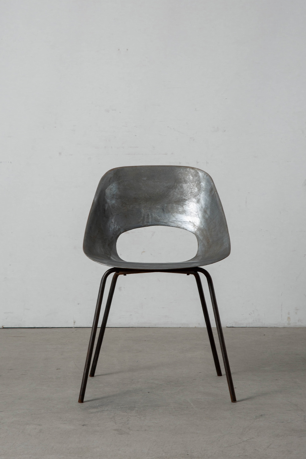Tulip Chair by Pierre Guariche for Steiner in Aluminium and Steel