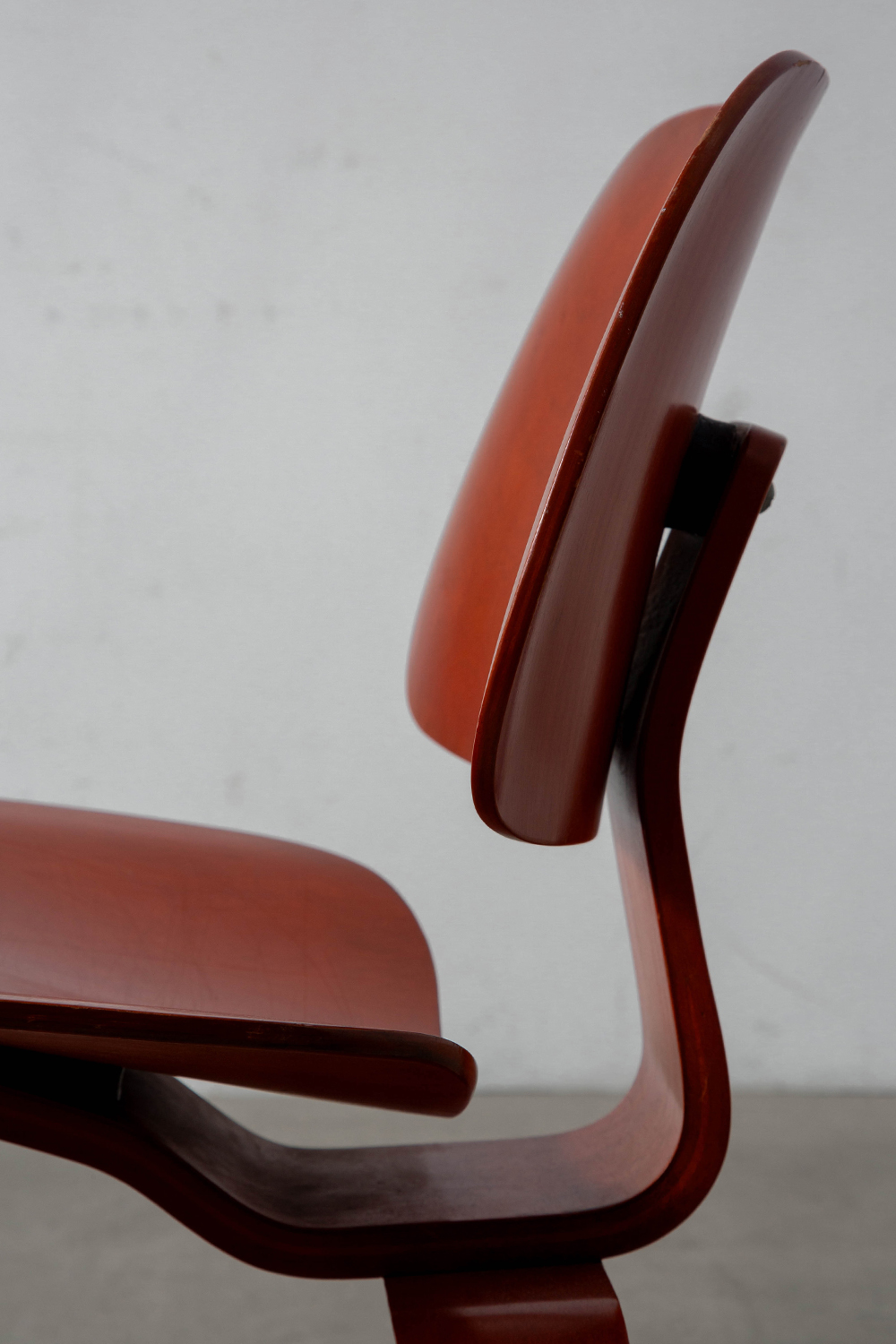 LCW Lounge Chair by Charles & Ray Eames for Evans Products in Plywood