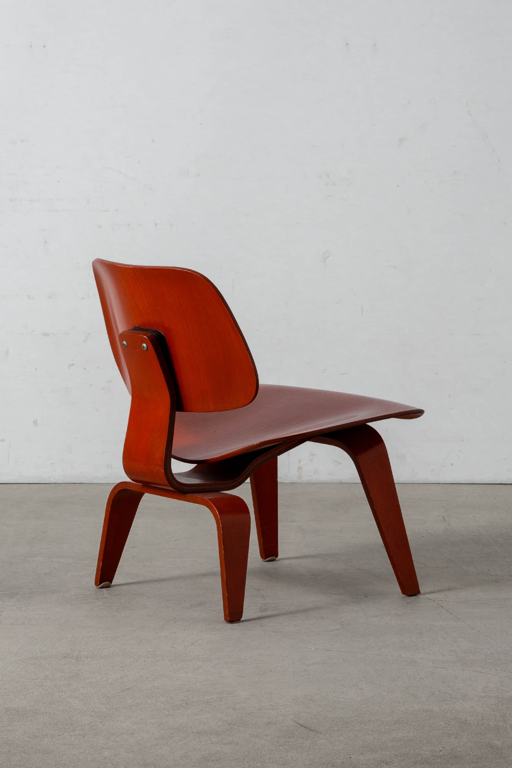 LCW Lounge Chair by Charles & Ray Eames for Evans Products in Plywood