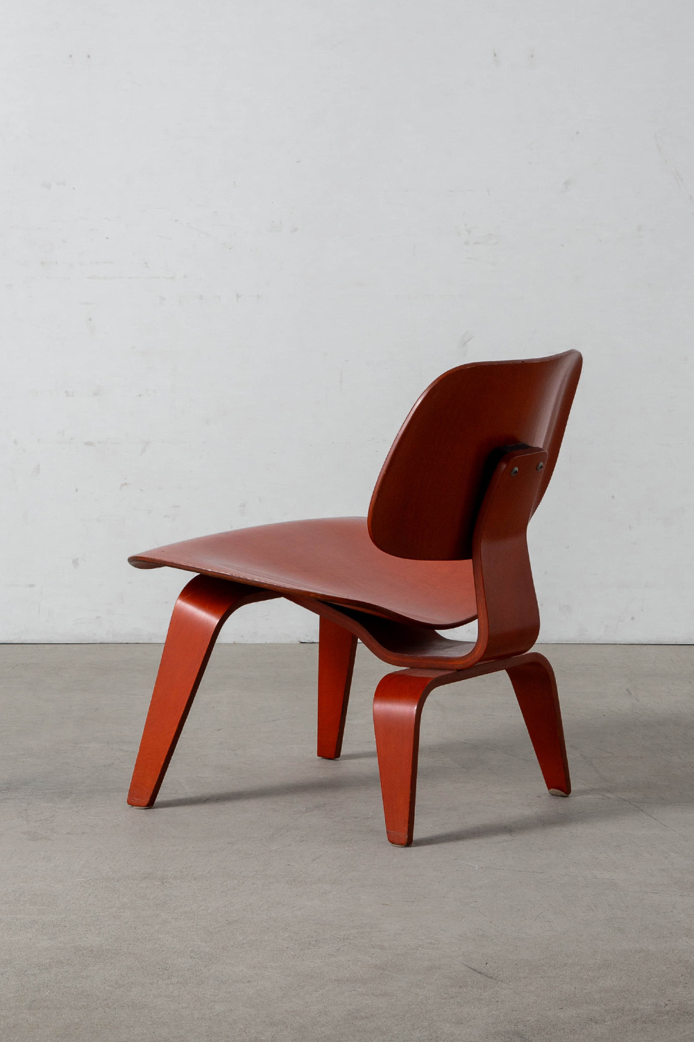LCW Lounge Chair by Charles & Ray Eames for Evans Products in Plywood