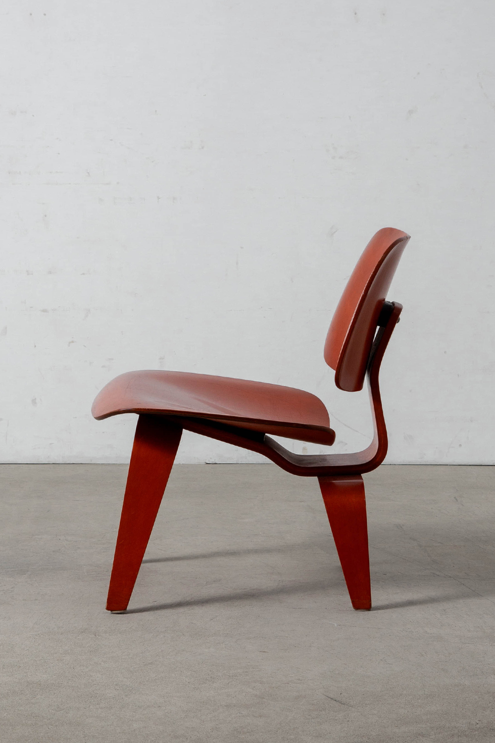 LCW Lounge Chair by Charles & Ray Eames for Evans Products in Plywood