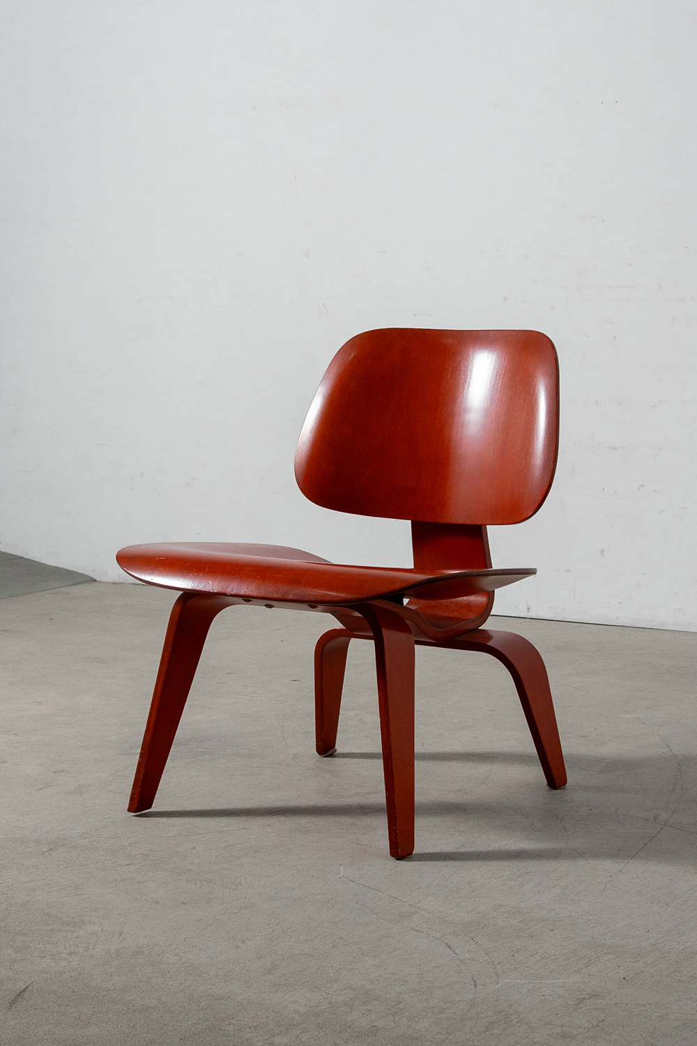 LCW Lounge Chair by Charles & Ray Eames for Evans Products in Plywood