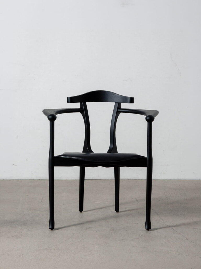 Gaulino Easy Chair by Oscar Tusquets Chair for BD Barcelona in Ash and Black