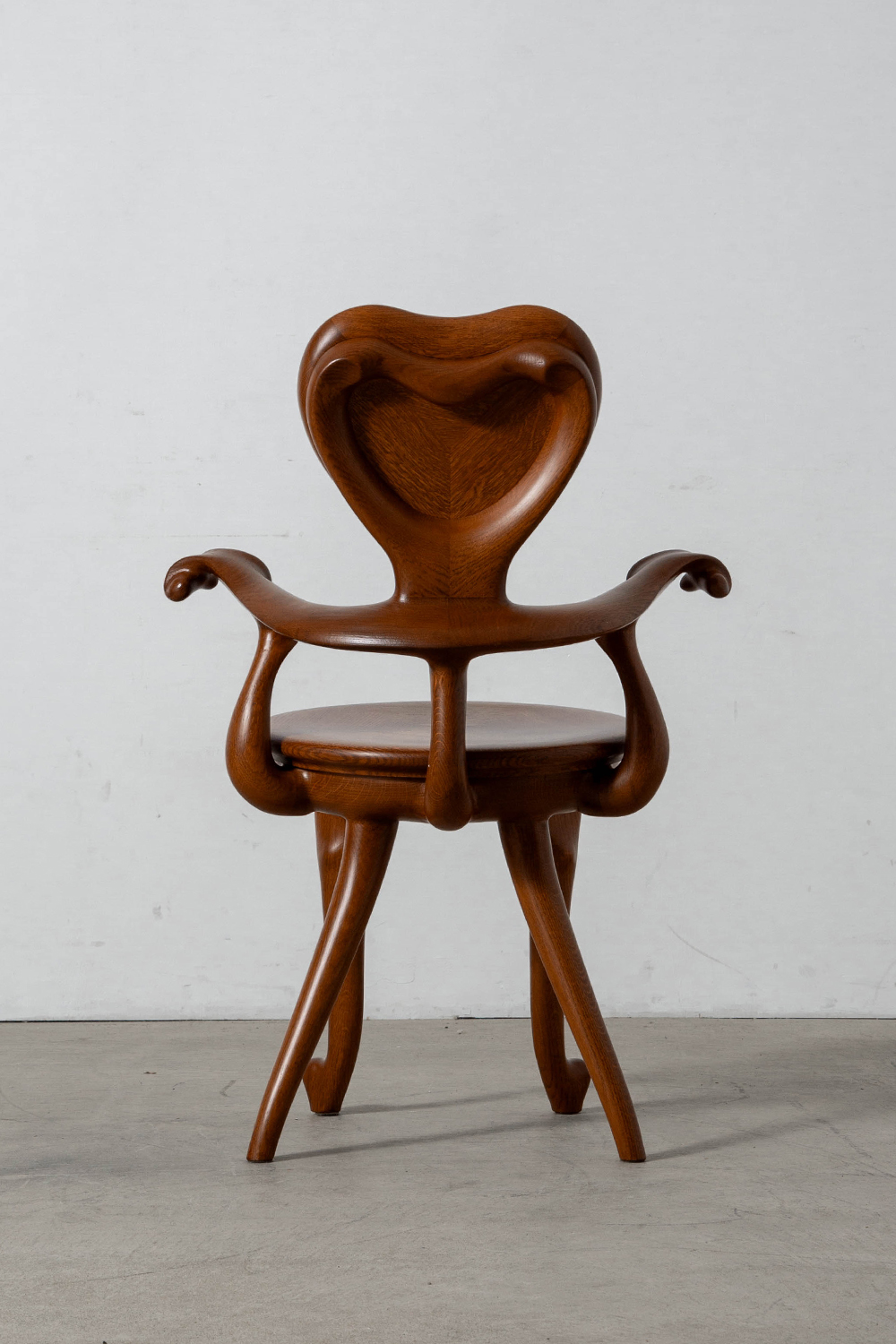 Calvet Arm Chair by Antoni Gaudí for BD Barcelona in Oak