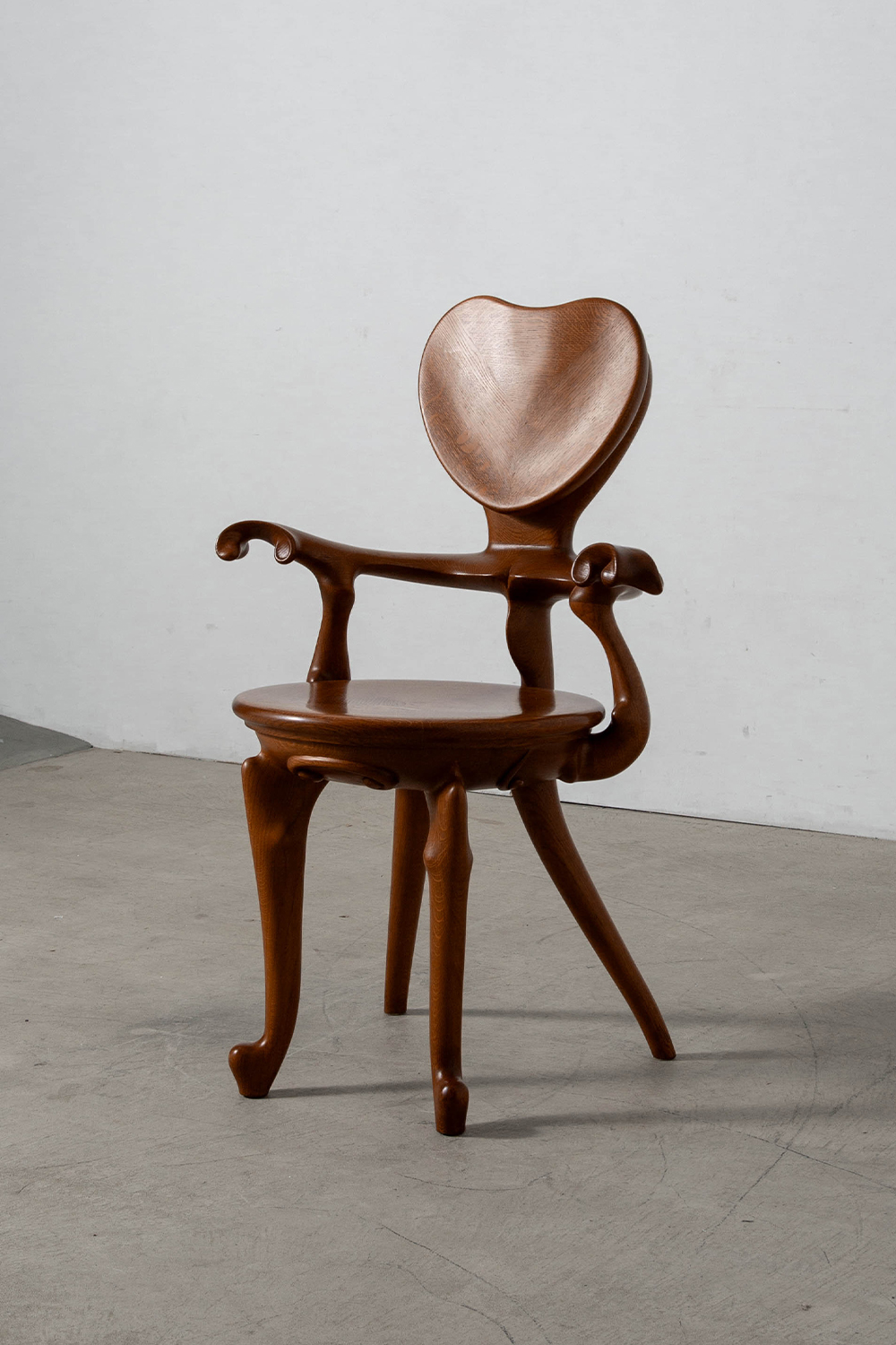 Calvet Arm Chair by Antoni Gaudí for BD Barcelona in Oak