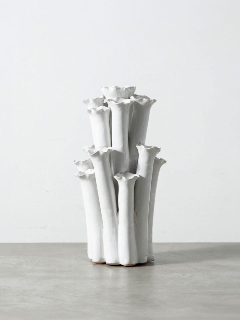 Flower Vase in Ceramic