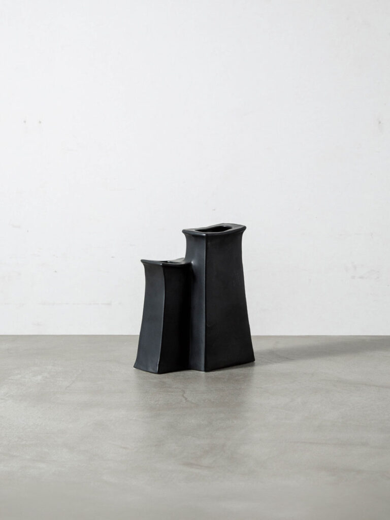 Flower Vase for Virebent in Ceramic