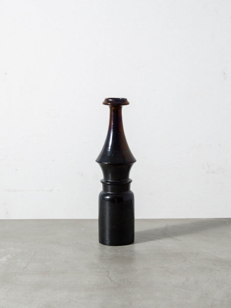 Flower Vase in Ceramic