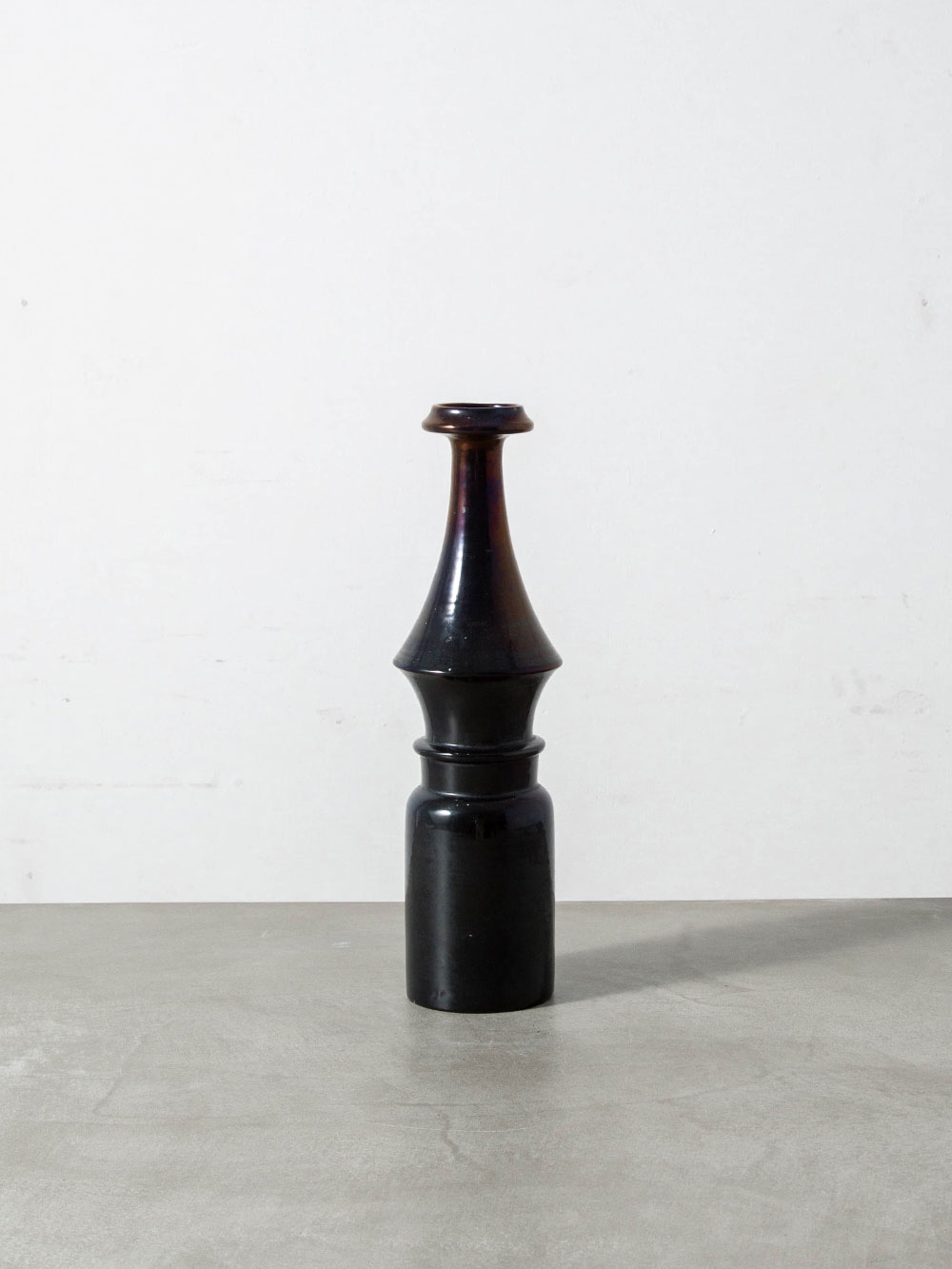 Flower Vase in Ceramic