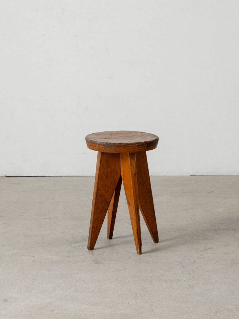 Stool in Wood