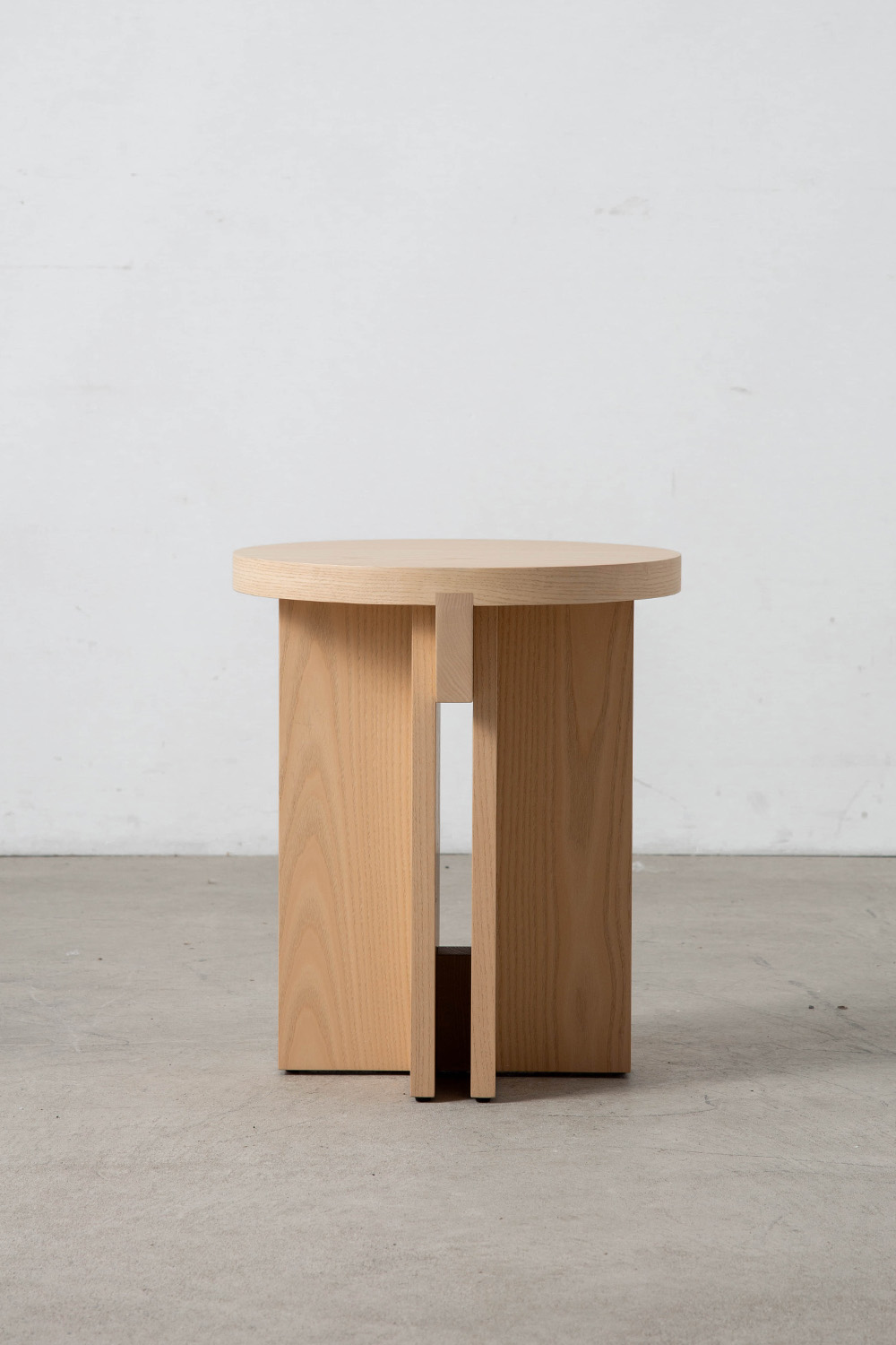 Rak Round Stool by Francesc Rifé for Kendo in Natural Ash