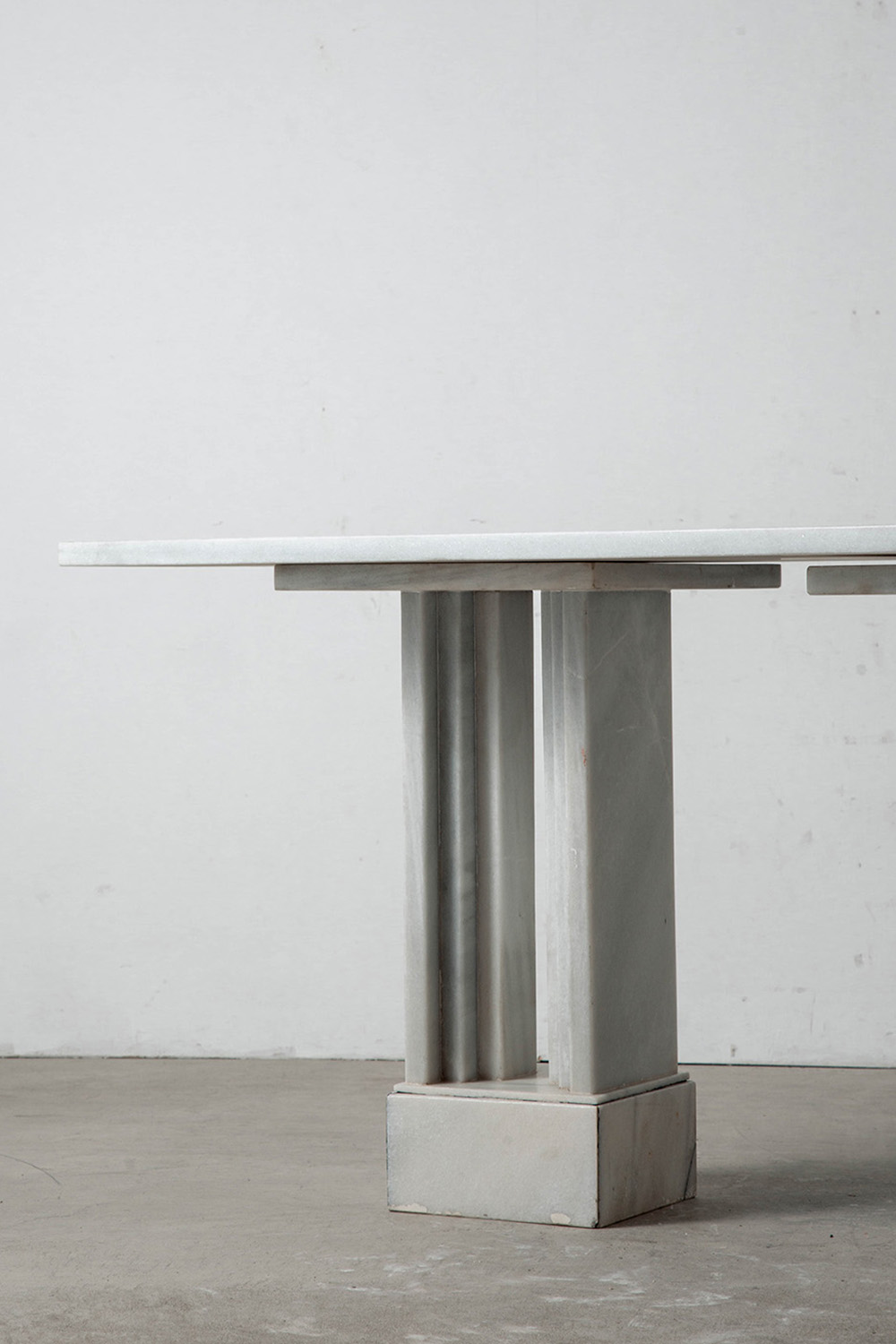 Dining Table in Marble