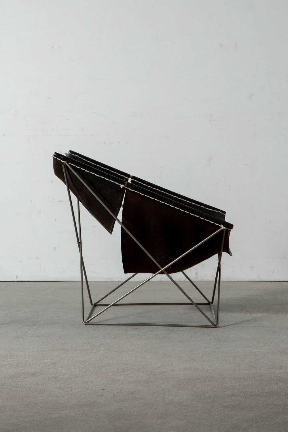Butterfly F675 Lounge Chair by Pierre Paulin for Artifort in Leather and Steel