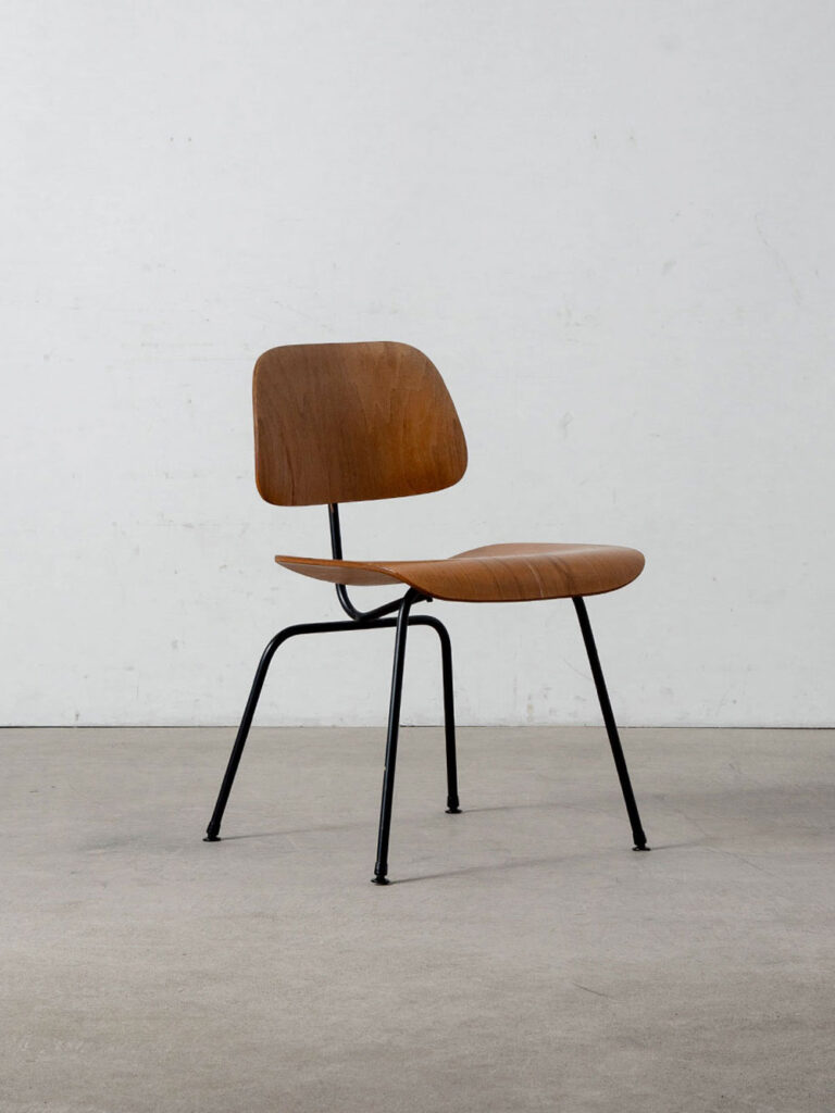 DCM Chair by Charles & Ray Eames for Herman Miller in Plywood and Metal