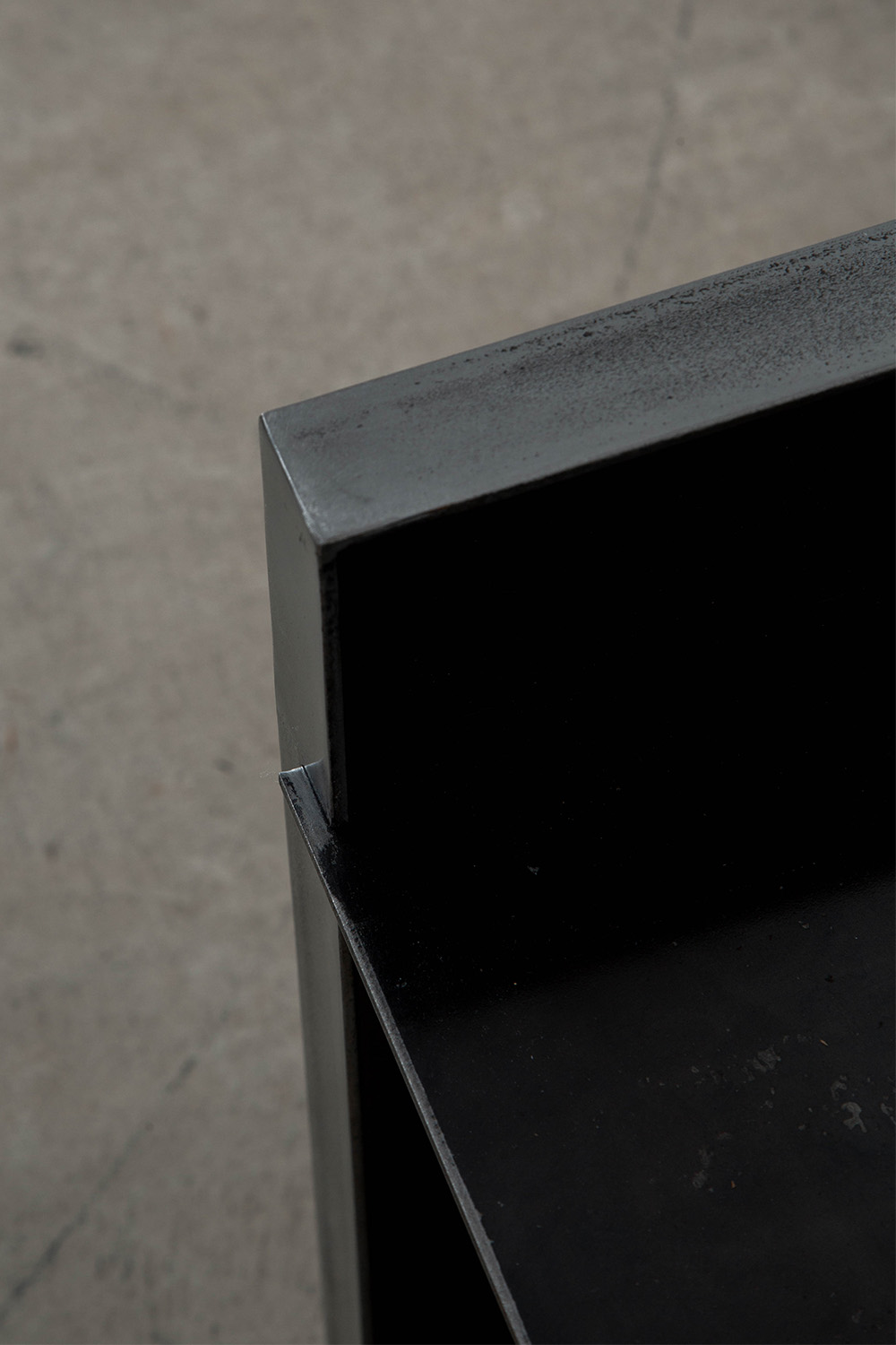 pinstripe,side table,サイドテーブル,soho house,Domhnall Nolan,Makino Arushi Design,漆,Art,アート,stoop,topso,清澄白河,Interior Design,ヴィンテージ,家具,雑貨,インテリア,店舗什器,設計,インテリアデザイン,内装,什器,店舗設計,ギャラリー,デザイナーズ家具,ショールーム