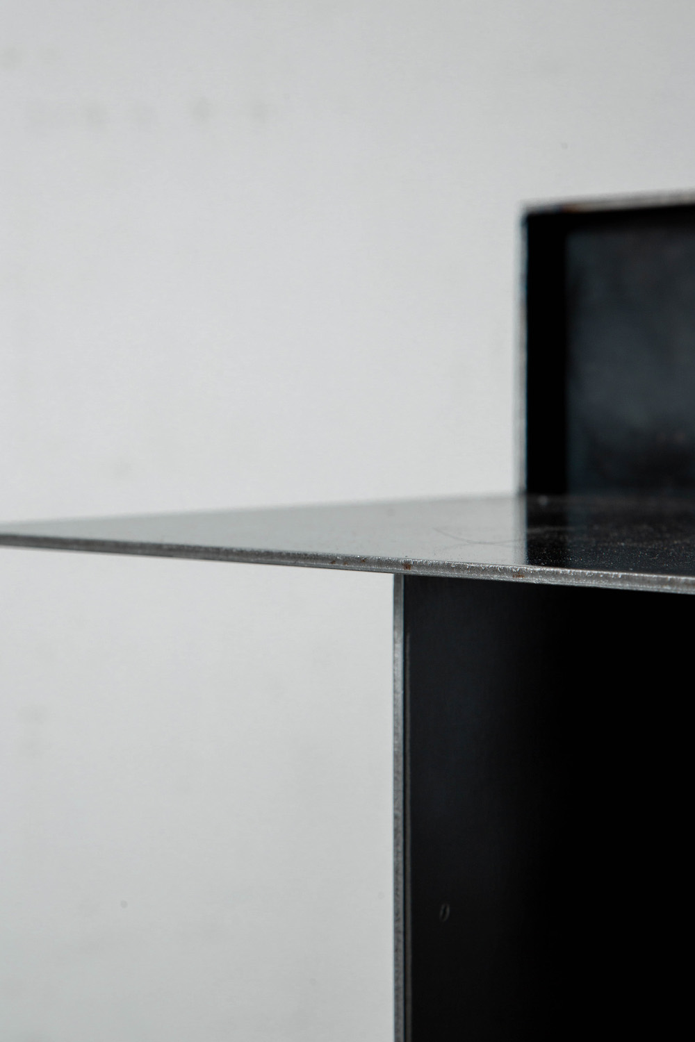 pinstripe,side table,サイドテーブル,soho house,Domhnall Nolan,Makino Arushi Design,漆,Art,アート,stoop,topso,清澄白河,Interior Design,ヴィンテージ,家具,雑貨,インテリア,店舗什器,設計,インテリアデザイン,内装,什器,店舗設計,ギャラリー,デザイナーズ家具,ショールーム