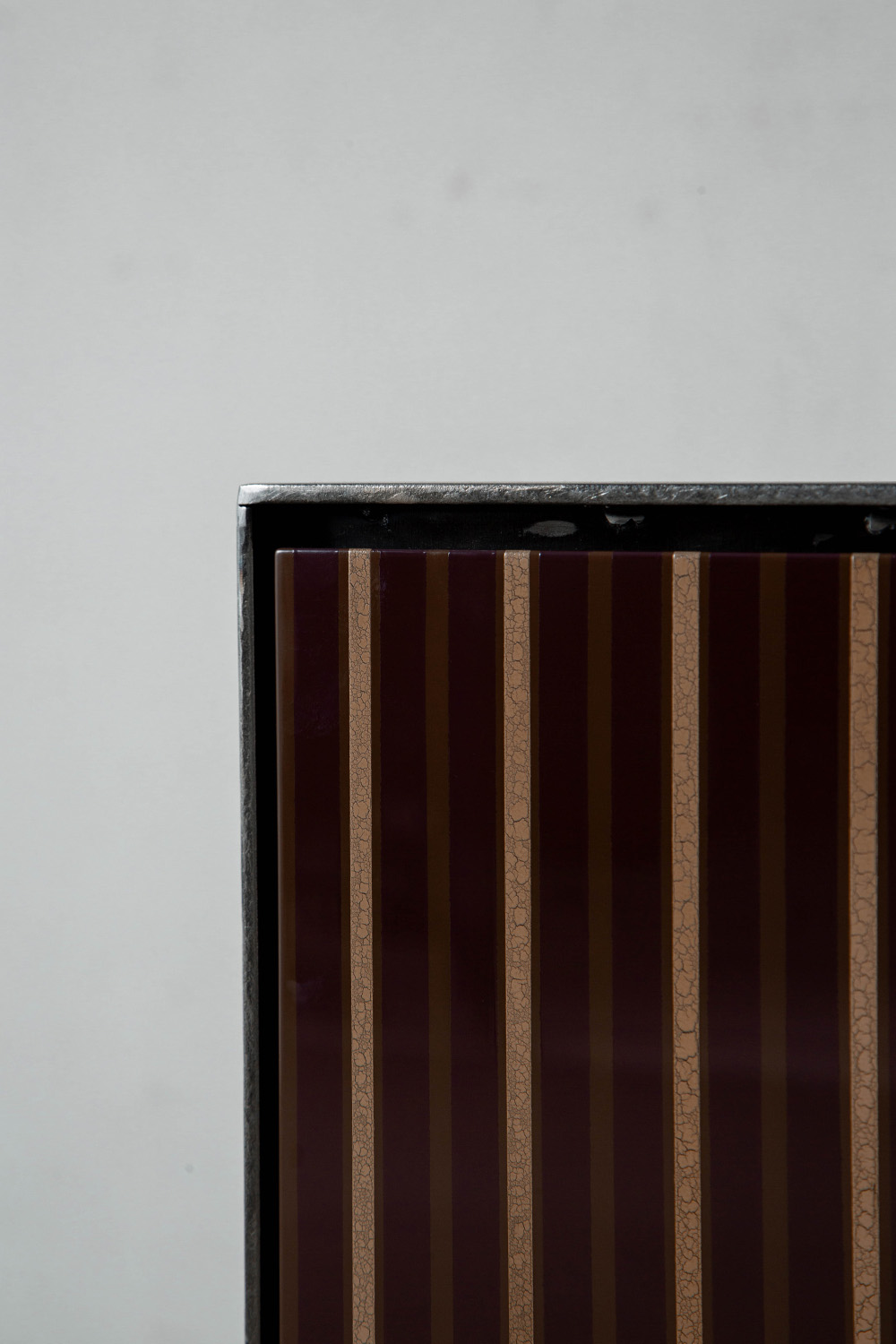 pinstripe,side table,サイドテーブル,soho house,Domhnall Nolan,Makino Arushi Design,漆,Art,アート,stoop,topso,清澄白河,Interior Design,ヴィンテージ,家具,雑貨,インテリア,店舗什器,設計,インテリアデザイン,内装,什器,店舗設計,ギャラリー,デザイナーズ家具,ショールーム